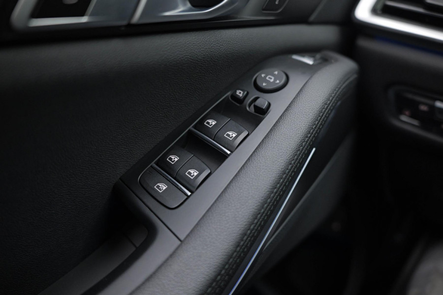 BMW X5 xDrive45e Executive |Pano|HUD|Memory|Laser|Elek.Trekhaak| BMW X5 xDrive45e Executive |Pano|HUD|Memory|Laser|Elek.Trekhaak|