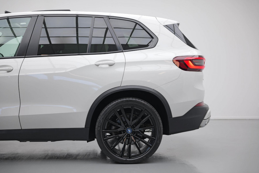 BMW X5 xDrive45e Executive |Pano|HUD|Memory|Laser|Elek.Trekhaak| BMW X5 xDrive45e Executive |Pano|HUD|Memory|Laser|Elek.Trekhaak|
