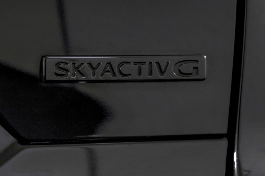 Mazda CX-5 2.0 SkyActiv-G 165 Luxury | Black Edition | Bose Audio | Adapt.Cruise | Stuur+Stoelverw+Vent | 360 Camera | HUD | NAV+App.Connect | ECC | LM 19"| Afn. Trekhaak |