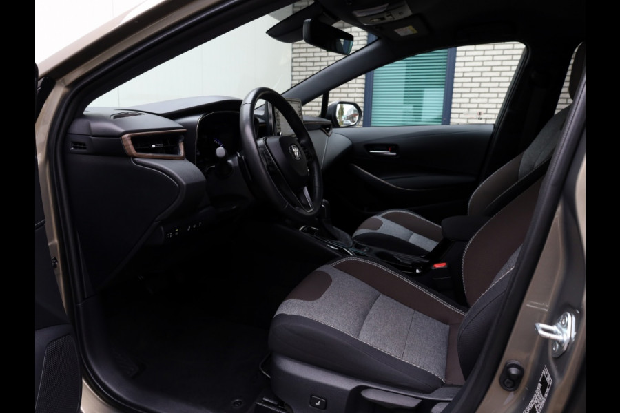Toyota Corolla Touring Sports 2.0 Hybrid Trek | JBL | Full Led | Stoel/Stuurwiel verwarming Toyota Corolla Touring Sports 2.0 Hybrid Trek | JBL | Full Led | Stoel/Stuurwiel verwarming