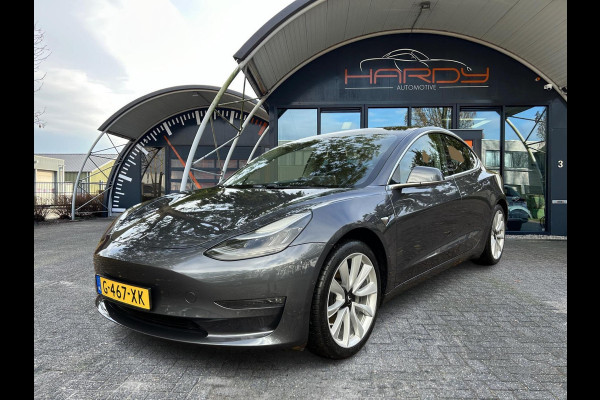 Tesla Model 3 Long Range AWD 75 kWh 88% SOH Trekhaak (fiets) Rijklaarprijs! Tesla Model 3 Long Range AWD 75 kWh 88% SOH Trekhaak (fiets) Rijklaarprijs!