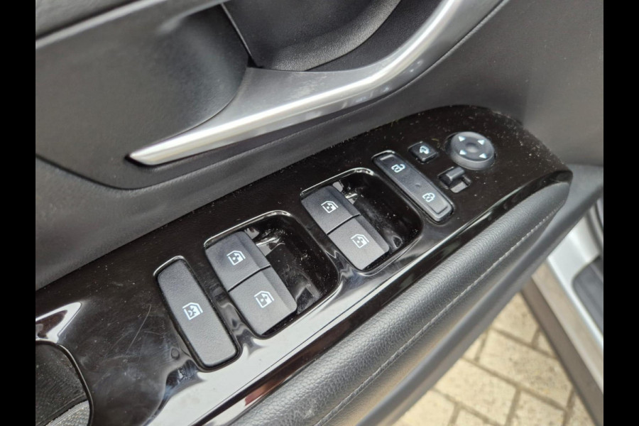 Hyundai Tucson 1.6 T-GDI MHEV Comfort | Met Trekhaak | Automaat Hyundai Tucson 1.6 T-GDI MHEV Comfort | Met Trekhaak | Automaat