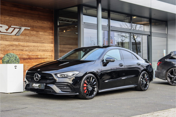 Mercedes-Benz CLA-Klasse AMG 35 4MATIC Premium Plus **Schaalstoelen/Sfeerverlichting/360/Pano**