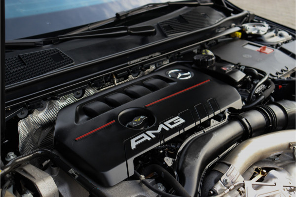 Mercedes-Benz CLA-Klasse AMG 35 4MATIC Premium Plus **Schaalstoelen/Sfeerverlichting/360/Pano**