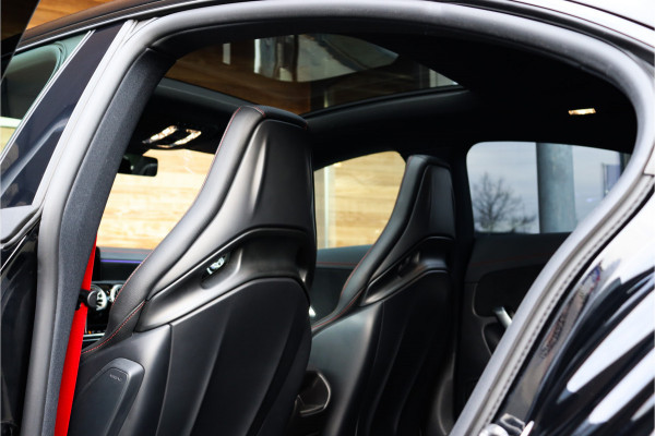 Mercedes-Benz CLA-Klasse AMG 35 4MATIC Premium Plus **Schaalstoelen/Sfeerverlichting/360/Pano**
