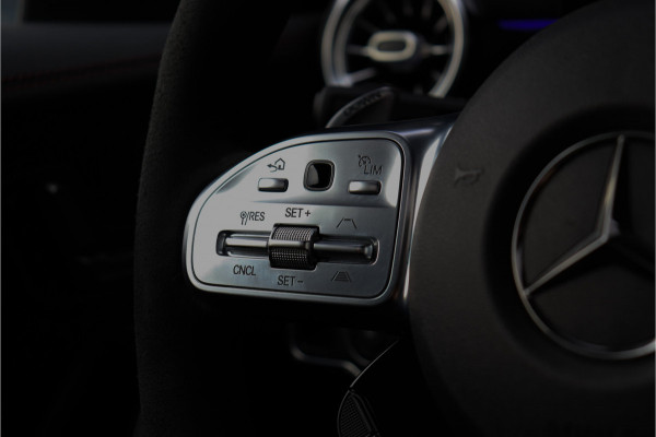 Mercedes-Benz CLA-Klasse AMG 35 4MATIC Premium Plus **Schaalstoelen/Sfeerverlichting/360/Pano**