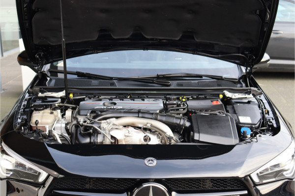 Mercedes-Benz CLA-Klasse AMG 35 4MATIC Premium Plus **Schaalstoelen/Sfeerverlichting/360/Pano**