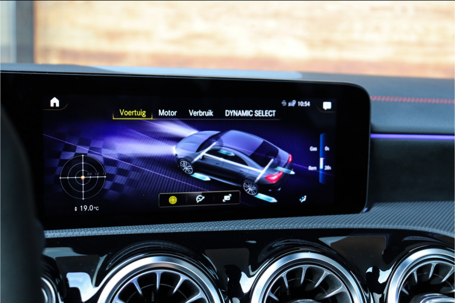 Mercedes-Benz CLA-Klasse AMG 35 4MATIC Premium Plus **Schaalstoelen/Sfeerverlichting/360/Pano**