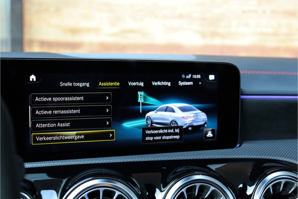 Mercedes-Benz CLA-Klasse AMG 35 4MATIC Premium Plus **Schaalstoelen/Sfeerverlichting/360/Pano**