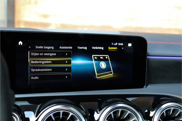 Mercedes-Benz CLA-Klasse AMG 35 4MATIC Premium Plus **Schaalstoelen/Sfeerverlichting/360/Pano**
