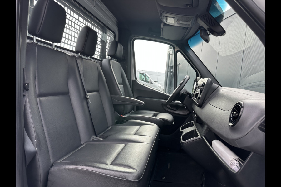 Mercedes-Benz Sprinter 311 CDI AUTOMAAT 3.5T / PICK UP / LAADVERM 1480 KG / 17.267 KM !! / 1e EIG. / AIRCO / CRUISE CONTROL