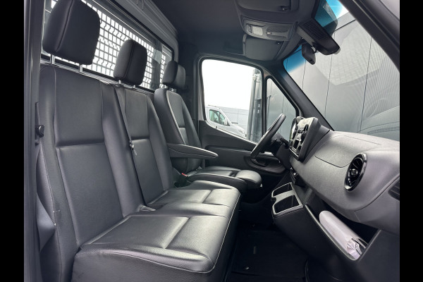 Mercedes-Benz Sprinter 311 CDI AUTOMAAT 3.5T / PICK UP / LAADVERM 1480 KG / 17.267 KM !! / 1e EIG. / AIRCO / CRUISE CONTROL