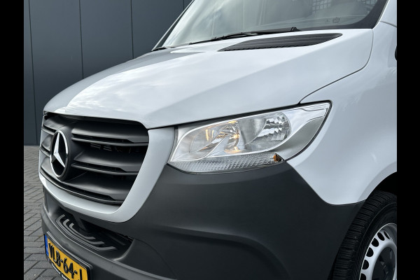 Mercedes-Benz Sprinter 311 CDI AUTOMAAT 3.5T / PICK UP / LAADVERM 1480 KG / 17.267 KM !! / 1e EIG. / AIRCO / CRUISE CONTROL