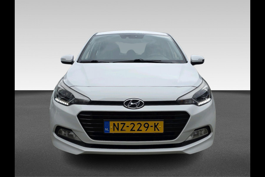 Hyundai i20 1.0 T-GDI Comfort | cruise control | Lane assist | Parkeersensoren |