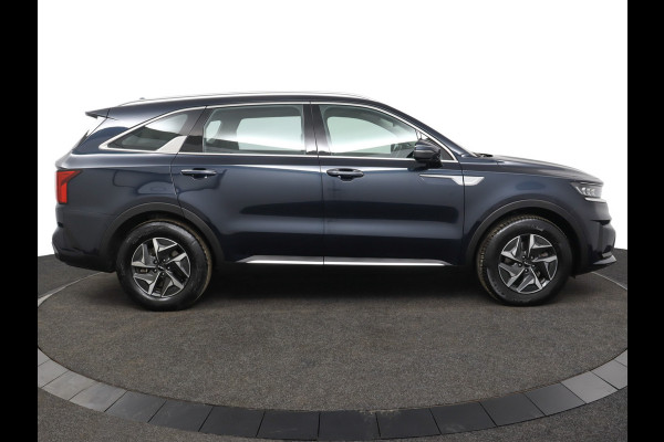 Kia Sorento 1.6 T-GDI Hybrid 2WD DynamicLine 7p. Automaat - Climate Control - LED Koplampen - Stoel/Stuurverwarming - Navigatie - Fabrieksgarantie Tot 2030