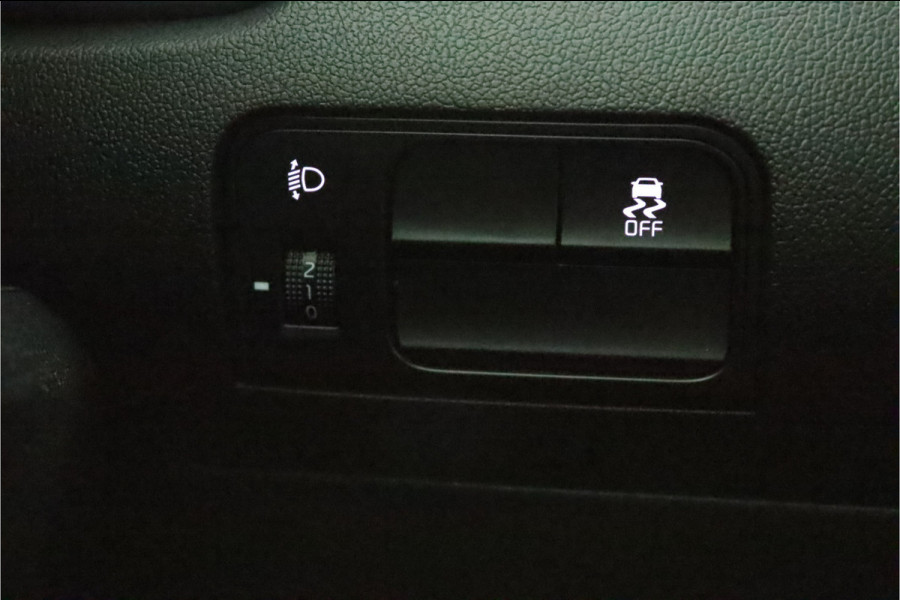 Kia Sorento 1.6 T-GDI Hybrid 2WD DynamicLine 7p. Automaat - Climate Control - LED Koplampen - Stoel/Stuurverwarming - Navigatie - Fabrieksgarantie Tot 2030