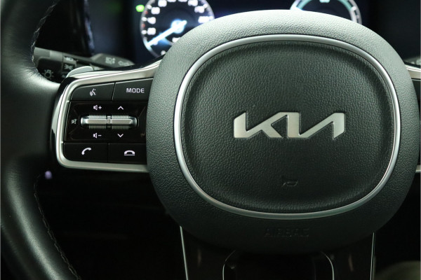 Kia Sorento 1.6 T-GDI Hybrid 2WD DynamicLine 7p. Automaat - Climate Control - LED Koplampen - Stoel/Stuurverwarming - Navigatie - Fabrieksgarantie Tot 2030