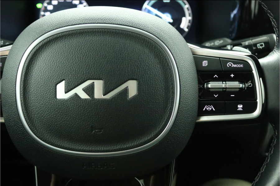 Kia Sorento 1.6 T-GDI Hybrid 2WD DynamicLine 7p. Automaat - Climate Control - LED Koplampen - Stoel/Stuurverwarming - Navigatie - Fabrieksgarantie Tot 2030
