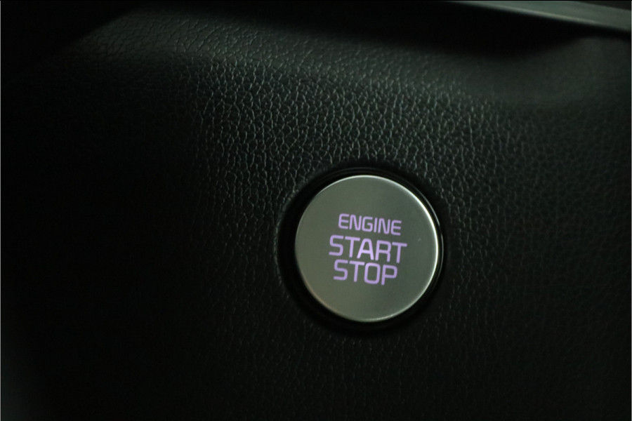 Kia Sorento 1.6 T-GDI Hybrid 2WD DynamicLine 7p. Automaat - Climate Control - LED Koplampen - Stoel/Stuurverwarming - Navigatie - Fabrieksgarantie Tot 2030