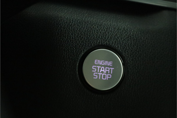 Kia Sorento 1.6 T-GDI Hybrid 2WD DynamicLine 7p. Automaat - Climate Control - LED Koplampen - Stoel/Stuurverwarming - Navigatie - Fabrieksgarantie Tot 2030