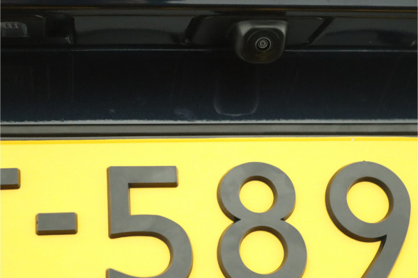 Kia Sorento 1.6 T-GDI Hybrid 2WD DynamicLine 7p. Automaat - Climate Control - LED Koplampen - Stoel/Stuurverwarming - Navigatie - Fabrieksgarantie Tot 2030