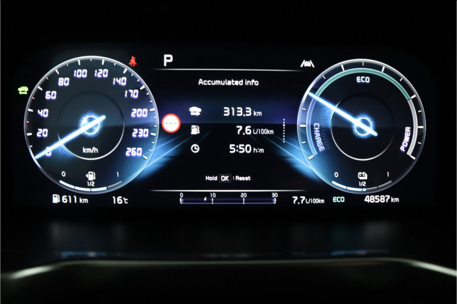 Kia Sorento 1.6 T-GDI Hybrid 2WD DynamicLine 7p. Automaat - Climate Control - LED Koplampen - Stoel/Stuurverwarming - Navigatie - Fabrieksgarantie Tot 2030
