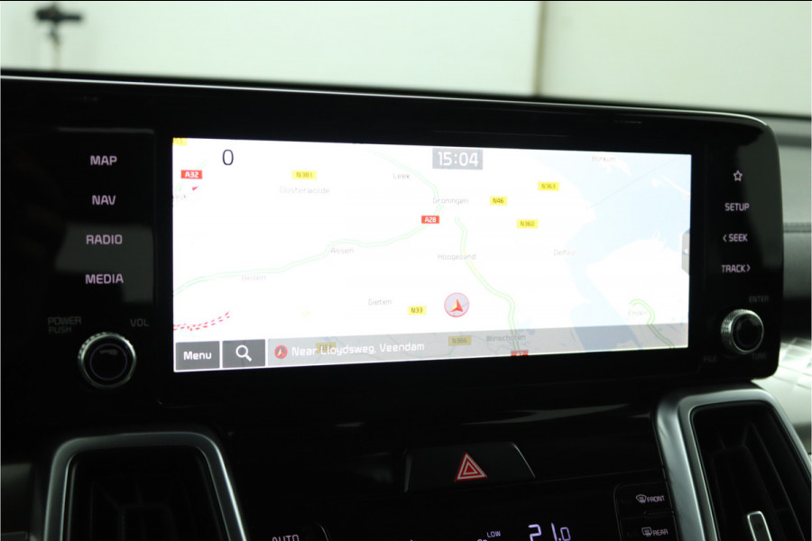 Kia Sorento 1.6 T-GDI Hybrid 2WD DynamicLine 7p. Automaat - Climate Control - LED Koplampen - Stoel/Stuurverwarming - Navigatie - Fabrieksgarantie Tot 2030
