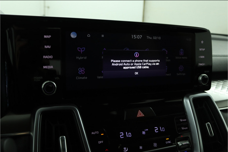 Kia Sorento 1.6 T-GDI Hybrid 2WD DynamicLine 7p. Automaat - Climate Control - LED Koplampen - Stoel/Stuurverwarming - Navigatie - Fabrieksgarantie Tot 2030