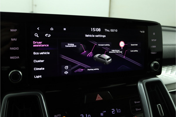 Kia Sorento 1.6 T-GDI Hybrid 2WD DynamicLine 7p. Automaat - Climate Control - LED Koplampen - Stoel/Stuurverwarming - Navigatie - Fabrieksgarantie Tot 2030