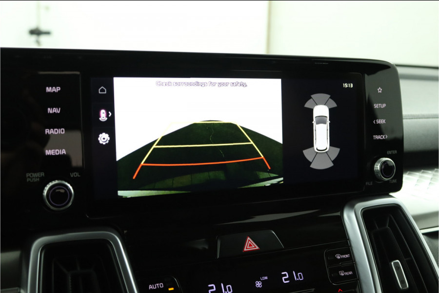Kia Sorento 1.6 T-GDI Hybrid 2WD DynamicLine 7p. Automaat - Climate Control - LED Koplampen - Stoel/Stuurverwarming - Navigatie - Fabrieksgarantie Tot 2030