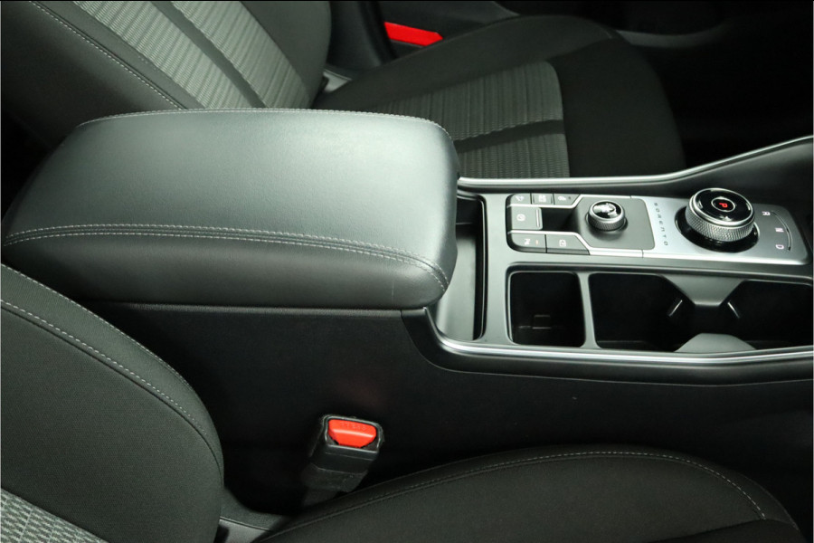 Kia Sorento 1.6 T-GDI Hybrid 2WD DynamicLine 7p. Automaat - Climate Control - LED Koplampen - Stoel/Stuurverwarming - Navigatie - Fabrieksgarantie Tot 2030