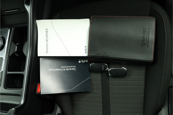 Kia Sorento 1.6 T-GDI Hybrid 2WD DynamicLine 7p. Automaat - Climate Control - LED Koplampen - Stoel/Stuurverwarming - Navigatie - Fabrieksgarantie Tot 2030