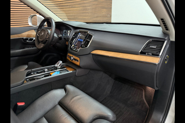 Volvo XC90 2.0 T8 Recharge AWD Plus Bright 7 p. | Pano | 22' inch | 360° camera | Trekhaak | Harman/Kardon Volvo XC90 2.0 T8 Recharge AWD Plus Bright 7 p. | Pano | 22' inch | 360° camera | Trekhaak | Harman/Kardon
