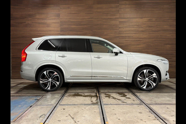 Volvo XC90 2.0 T8 Recharge AWD Plus Bright 7 p. | Pano | 22' inch | 360° camera | Trekhaak | Harman/Kardon Volvo XC90 2.0 T8 Recharge AWD Plus Bright 7 p. | Pano | 22' inch | 360° camera | Trekhaak | Harman/Kardon