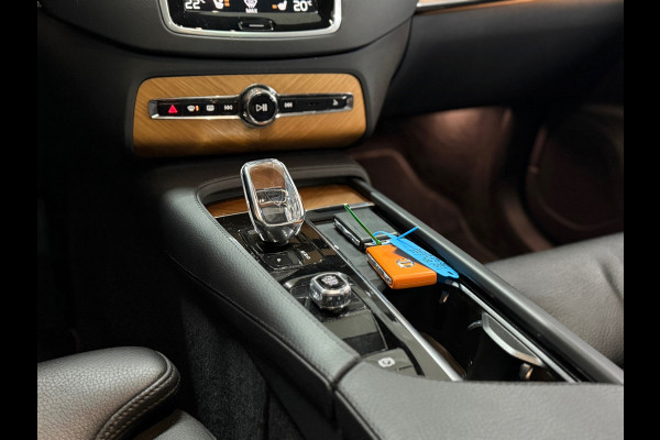 Volvo XC90 2.0 T8 Recharge AWD Plus Bright 7 p. | Pano | 22' inch | 360° camera | Trekhaak | Harman/Kardon Volvo XC90 2.0 T8 Recharge AWD Plus Bright 7 p. | Pano | 22' inch | 360° camera | Trekhaak | Harman/Kardon