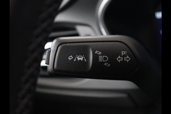 Ford Focus 1.0 EcoBoost Hybrid Titanium X | Stoel & stuurverwarming | Camera | Trekhaak | Carplay | Digital Cockpit | Full LED | Keyless