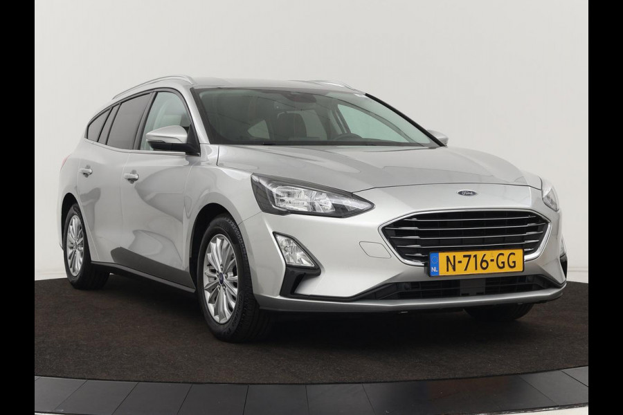 Ford Focus 1.0 EcoBoost Hybrid Titanium X | Stoel & stuurverwarming | Camera | Trekhaak | Carplay | Digital Cockpit | Full LED | Keyless