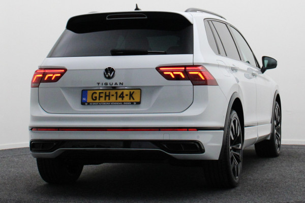 Volkswagen Tiguan 1.4 TSI eHybrid R-Line Business+ Panoramadak, 360° Camera, Head-Up, ACC, Keyless, Trekhaak, 20"