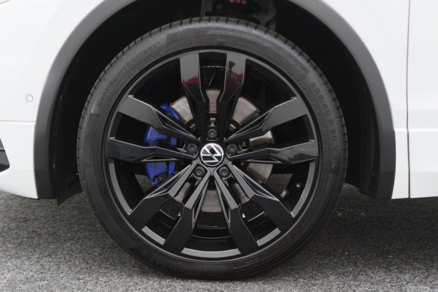 Volkswagen Tiguan 1.4 TSI eHybrid R-Line Business+ Panoramadak, 360° Camera, Head-Up, ACC, Keyless, Trekhaak, 20"