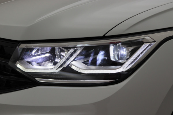 Volkswagen Tiguan 1.4 TSI eHybrid R-Line Business+ Panoramadak, 360° Camera, Head-Up, ACC, Keyless, Trekhaak, 20"