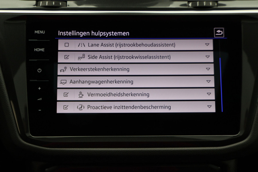 Volkswagen Tiguan 1.4 TSI eHybrid R-Line Business+ Panoramadak, 360° Camera, Head-Up, ACC, Keyless, Trekhaak, 20"