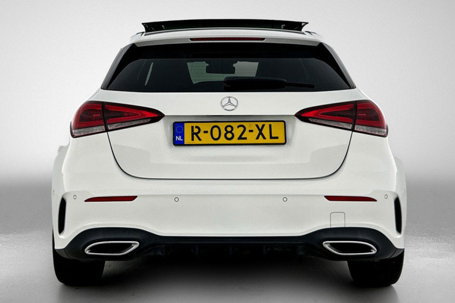Mercedes-Benz A-Klasse 220 Premium Plus AMG-Line(Goed OnderH, Panorama, SfeerV, Elektrische Stoelen, StoelV, Camera, Navi, Etc)