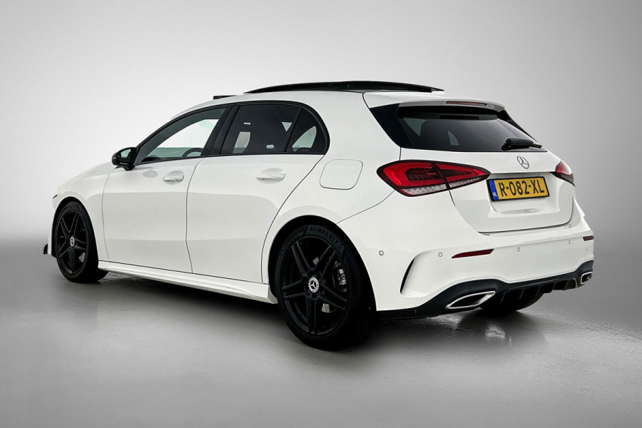 Mercedes-Benz A-Klasse 220 Premium Plus AMG-Line(Goed OnderH, Panorama, SfeerV, Elektrische Stoelen, StoelV, Camera, Navi, Etc)