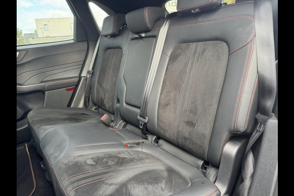 Ford Kuga 2.5 PHEV ST-Line X 243pk SCI | Wegklapbare trekhaak | Panoramadak | Winter Pack | Head up Display | All season banden