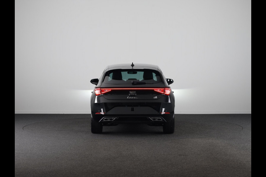 Seat Leon 1.5 TSI 204pk e-Hybrid FR Business | Black Pack | Trekhaak | Led Matrix Seat Leon 1.5 TSI 204pk e-Hybrid FR Business | Black Pack | Trekhaak | Led Matrix