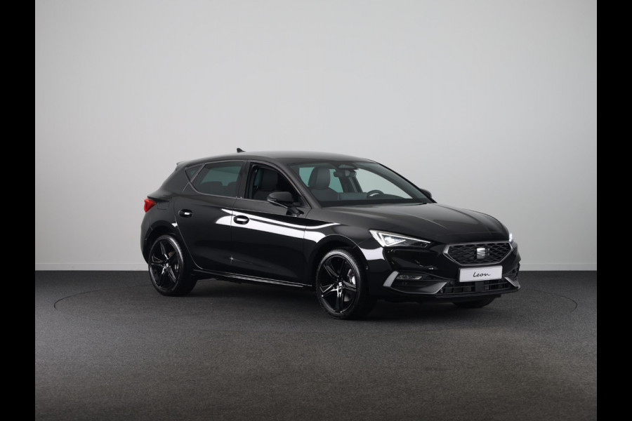 Seat Leon 1.5 TSI 204pk e-Hybrid FR Business | Black Pack | Trekhaak | Led Matrix Seat Leon 1.5 TSI 204pk e-Hybrid FR Business | Black Pack | Trekhaak | Led Matrix