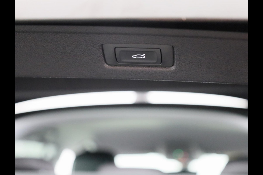 Audi A5 Sportback 40 TFSI Advanced Edition 204pk | Sportstoelen | Matrix LED koplampen | 18 inch lichtmetalen velgen | Voorstoelen met massage functie