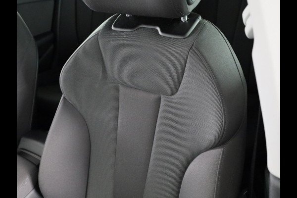 Audi A5 Sportback 40 TFSI Advanced Edition 204pk | Sportstoelen | Matrix LED koplampen | 18 inch lichtmetalen velgen | Voorstoelen met massage functie