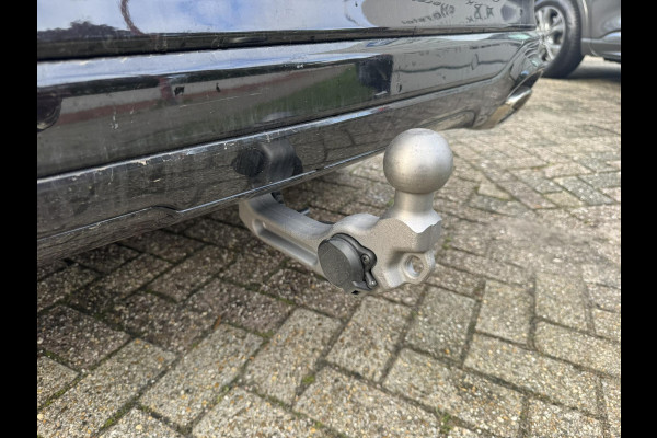 Ford Kuga 2.5 PHEV ST-Line X 243pk | Wegklapbare trekhaak | Panoramadak | Winter Pack | Head up Display | All season banden