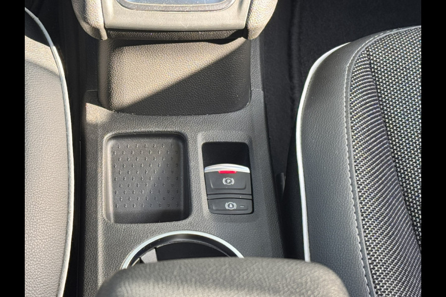 Renault Captur 1.6 E-Tech plug-in hybrid 160 techno | Automaat | Carplay | camera | PDC | Navigatie | LMV 18''